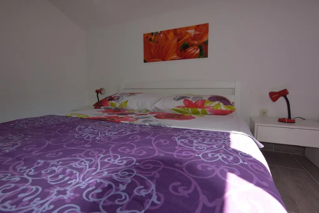 Apartments Batarilo Croatia