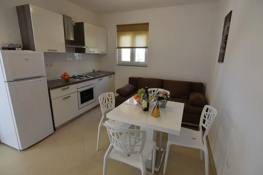 Apartments Batarilo Biograd Na Moru